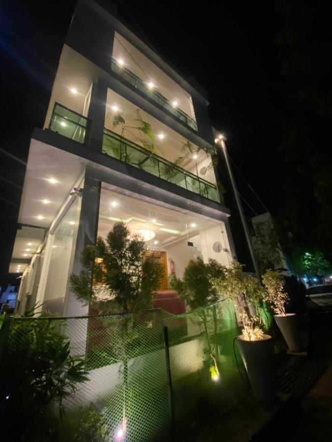 La Paradise Luxury Villa Pondicherry Exterior photo